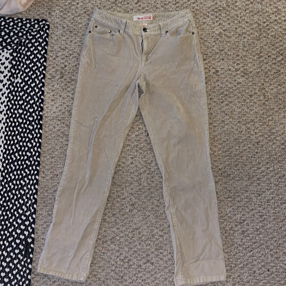 Bootleg corduroy tan pants size 8